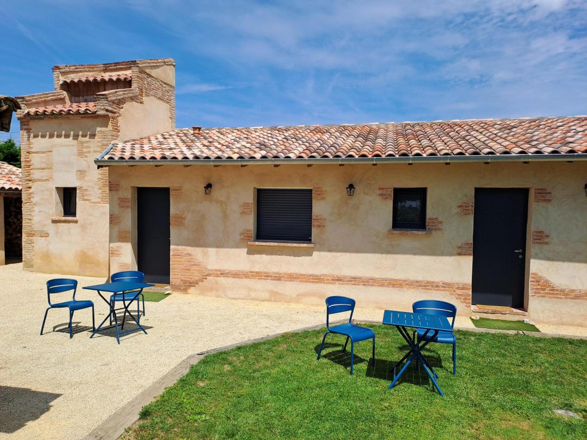 Petit Coin De Paradis, Calme Et Confort Garantie ! Chambre Independante Dans Une Dependance ! Montauban Buitenkant foto