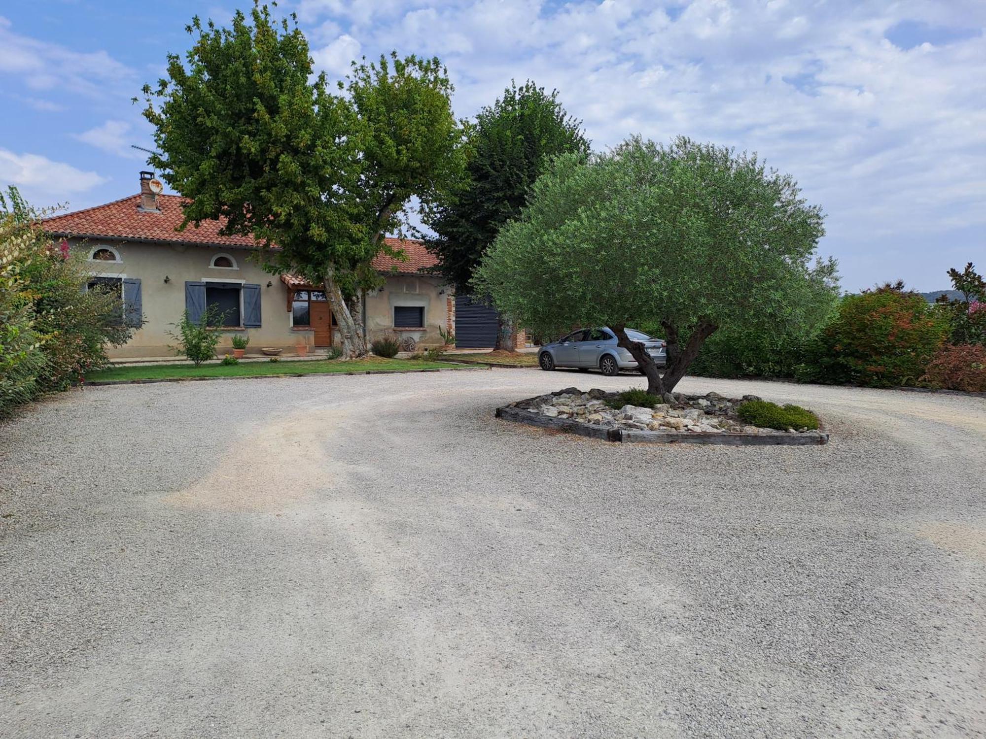 Petit Coin De Paradis, Calme Et Confort Garantie ! Chambre Independante Dans Une Dependance ! Montauban Buitenkant foto
